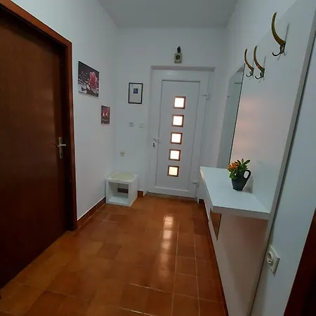 Drazen Apartment